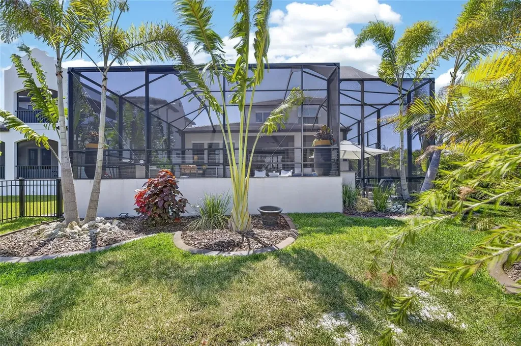 1075 Seagrape Drive Ruskin FL 33570
