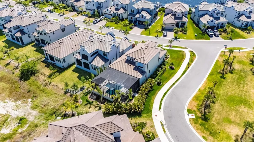 1075 Seagrape Drive Ruskin FL 33570