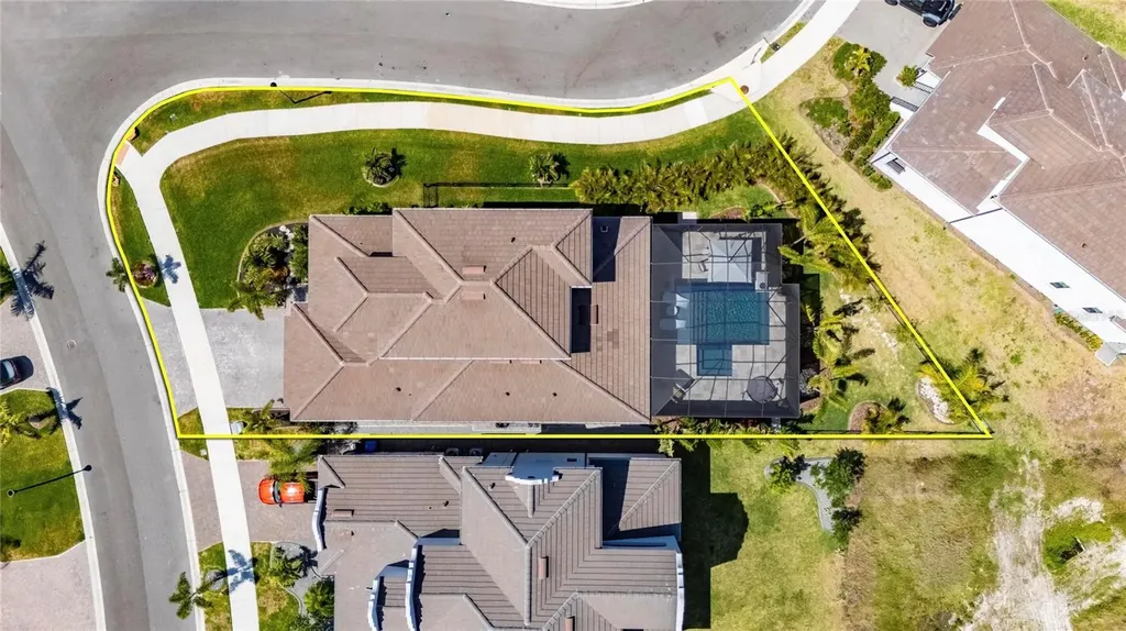 1075 Seagrape Drive Ruskin FL 33570