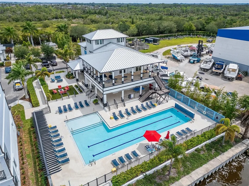 1075 Seagrape Drive Ruskin FL 33570