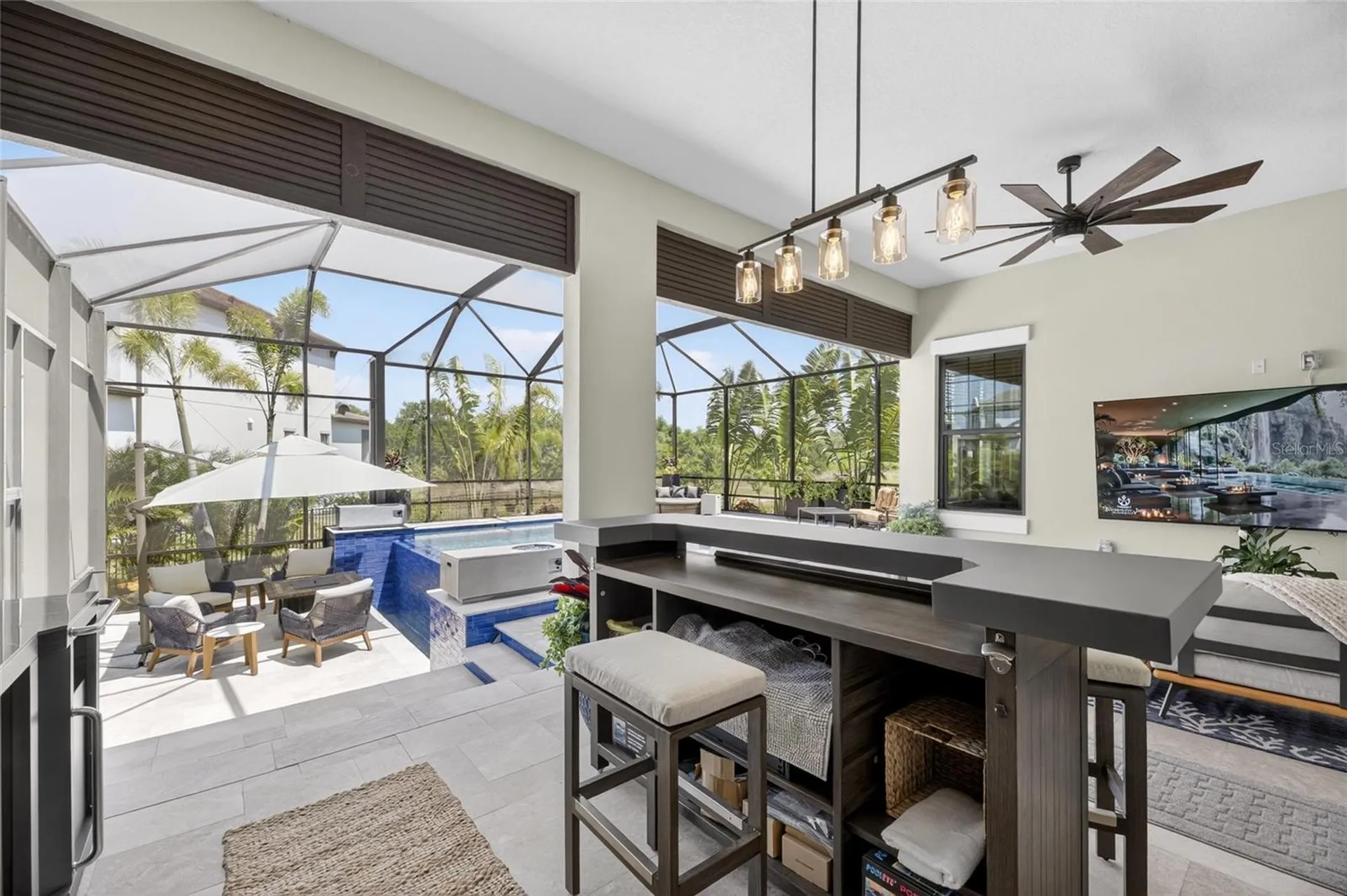 1075 Seagrape Drive Ruskin FL 33570