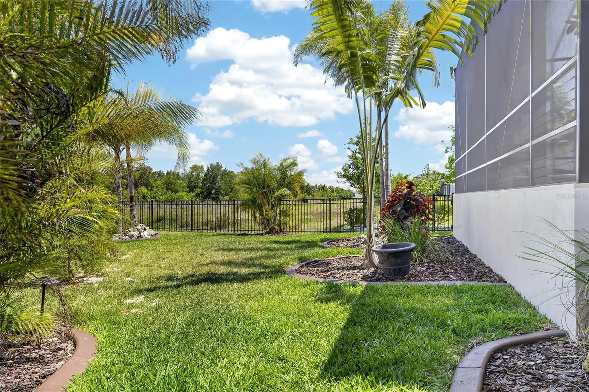 1075 Seagrape Drive Ruskin FL 33570