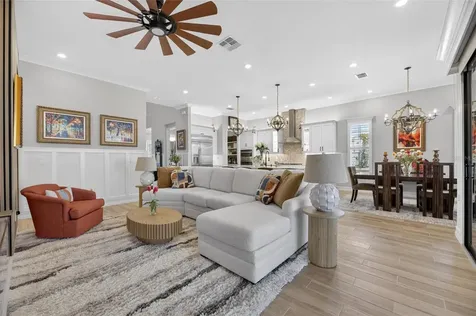 1075 Seagrape Drive Ruskin FL 33570