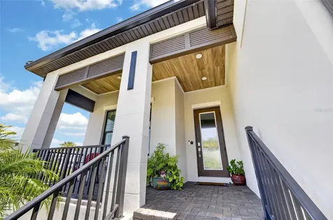 1075 Seagrape Drive Ruskin FL 33570