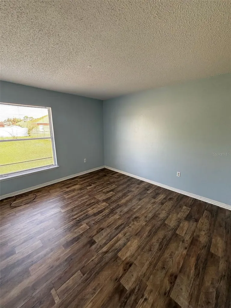 1001 Eiffel Lane Kissimmee FL 34759