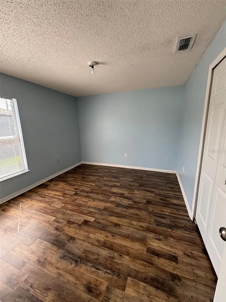 1001 Eiffel Lane Kissimmee FL 34759