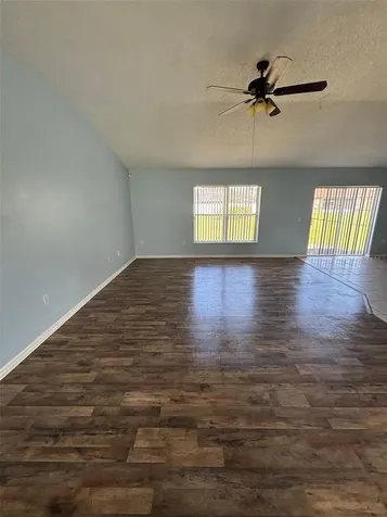 1001 Eiffel Lane Kissimmee FL 34759