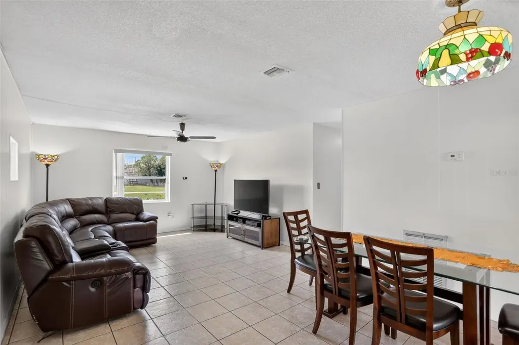 4202 Crossen Drive Orlando FL 32822
