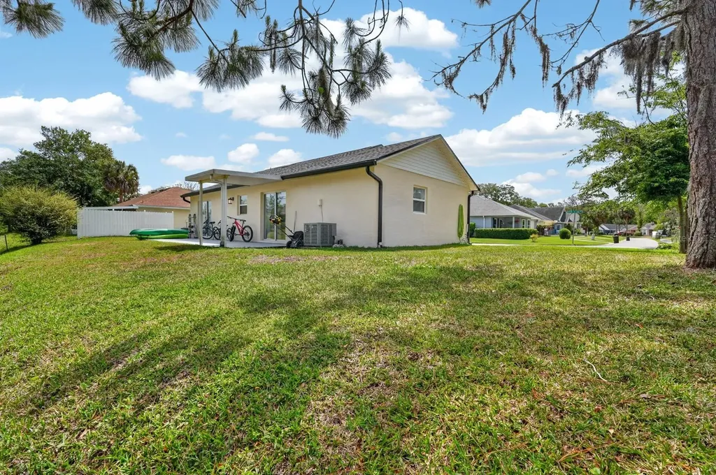 228 River Island Circle St Augustine FL 32095