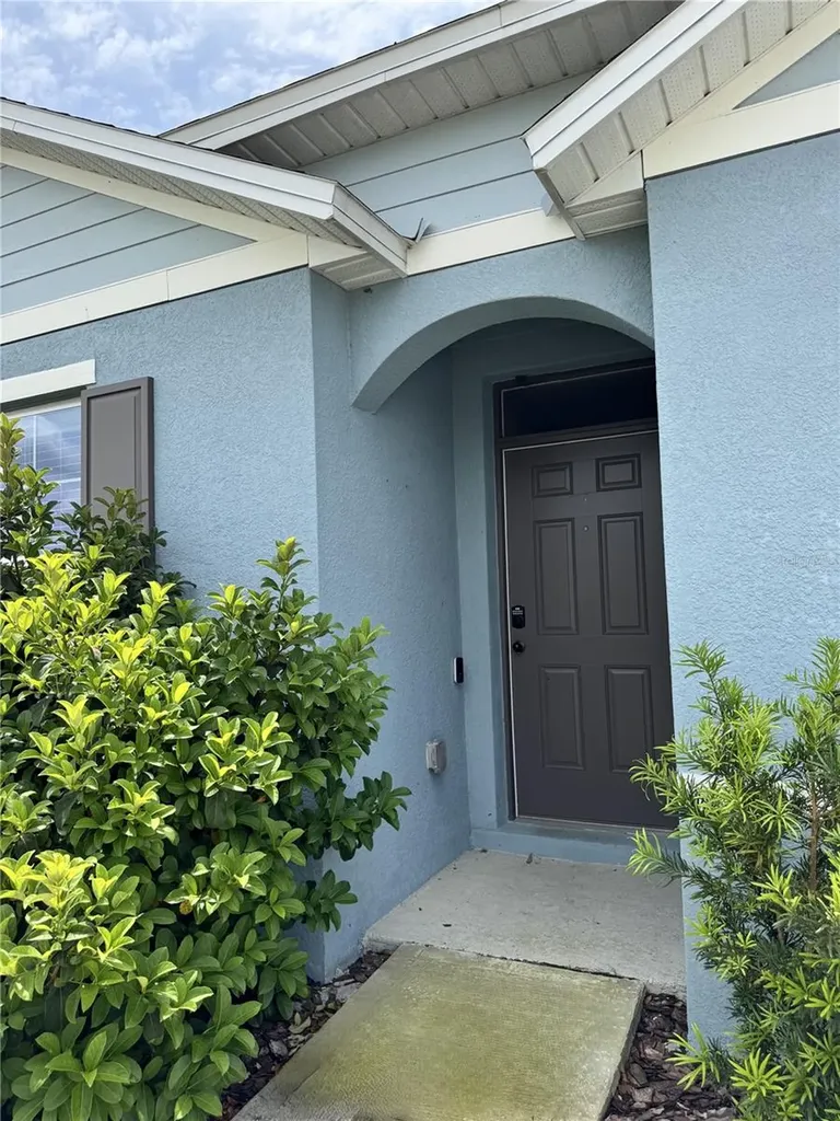 1325 Winter Gray Circle Deltona FL 32738
