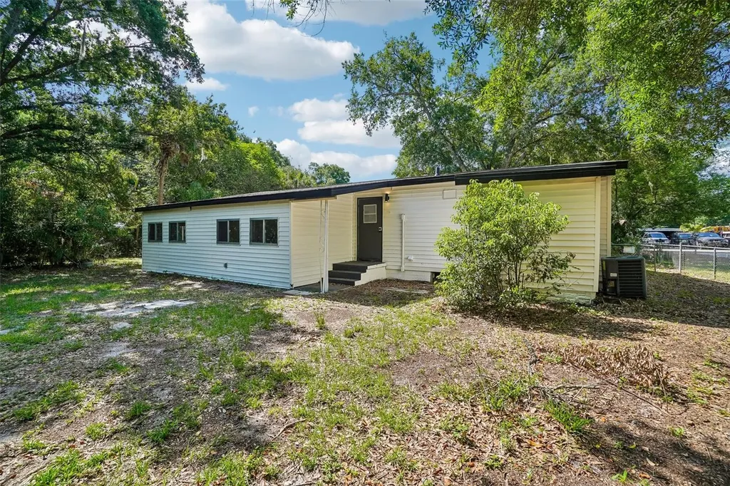 620 2nd Street Polk City FL 33868
