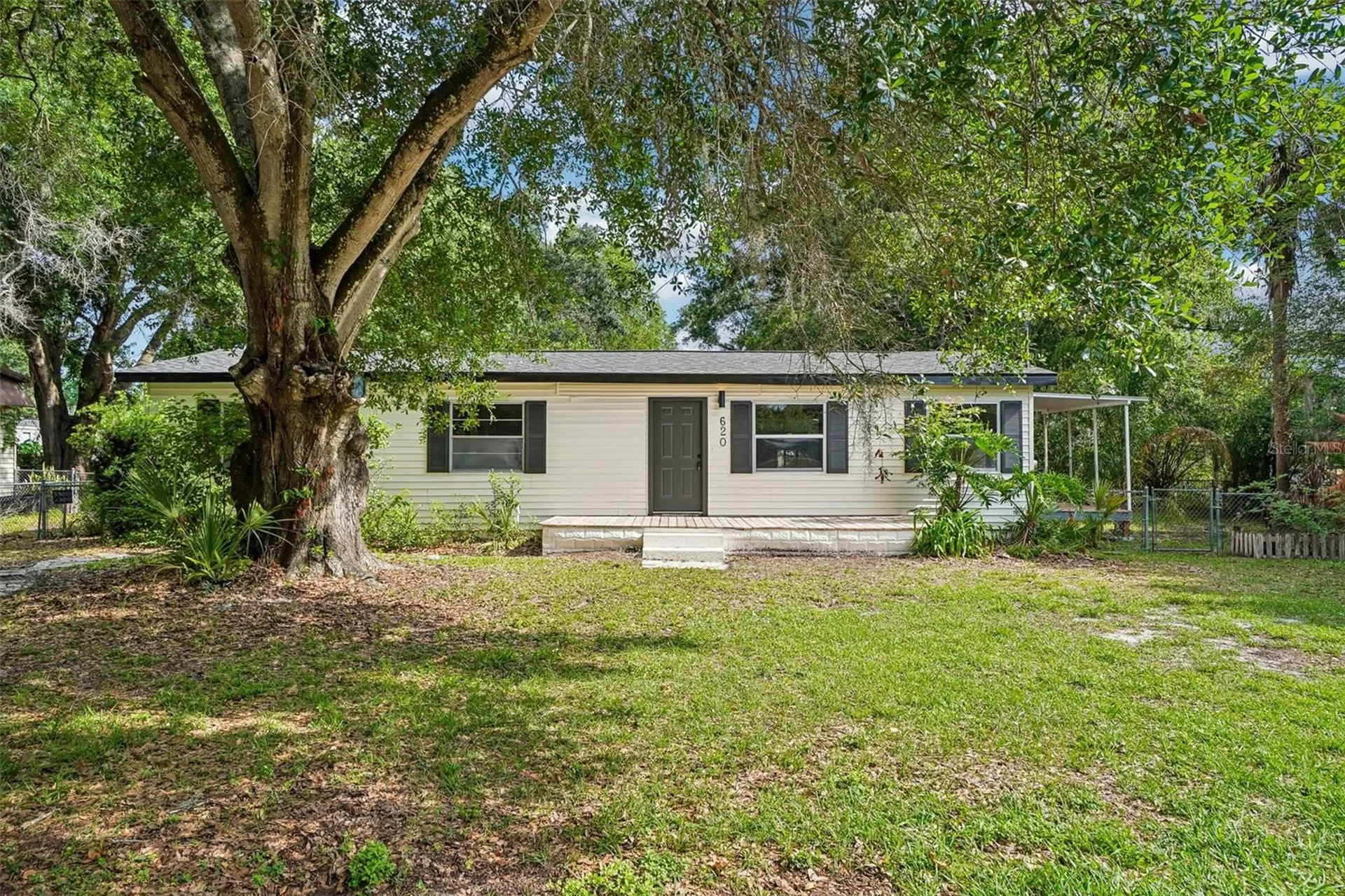 620 2nd Street Polk City FL 33868