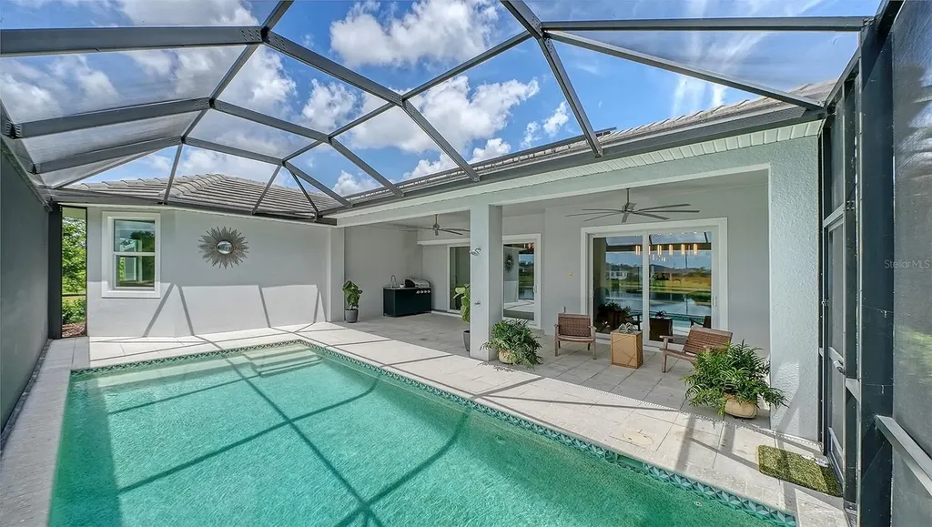 7700 Sandhill Lake Drive Sarasota FL 34241