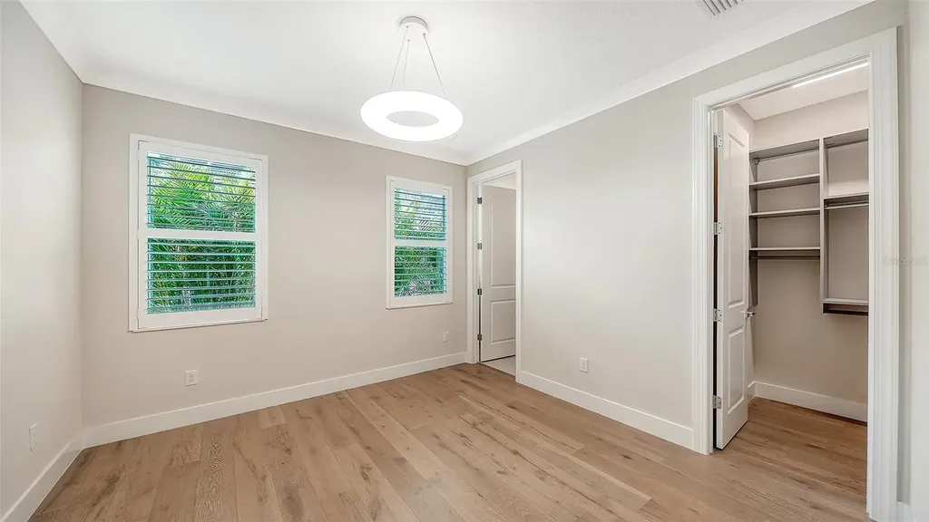 7700 Sandhill Lake Drive Sarasota FL 34241