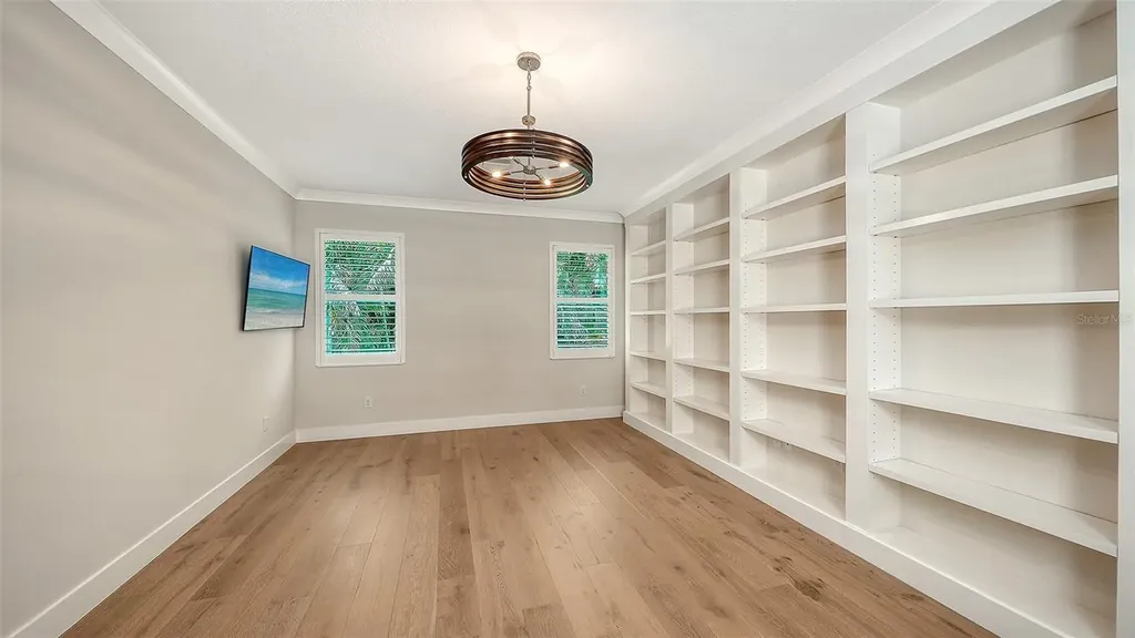 7700 Sandhill Lake Drive Sarasota FL 34241