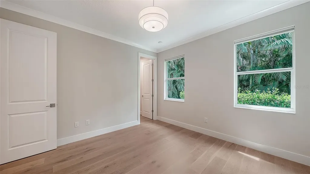 7700 Sandhill Lake Drive Sarasota FL 34241