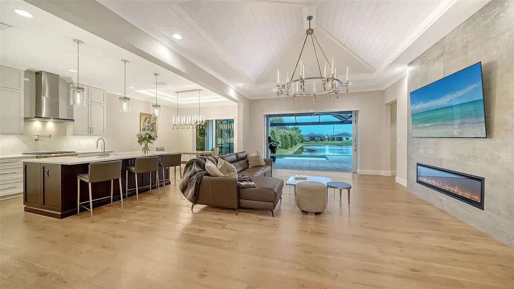 7700 Sandhill Lake Drive Sarasota FL 34241