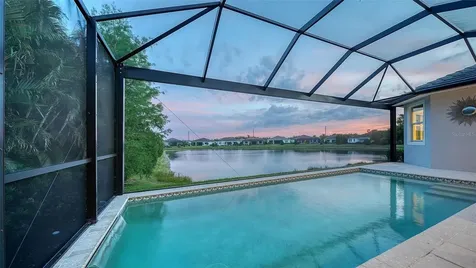 7700 Sandhill Lake Drive Sarasota FL 34241