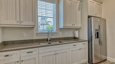 7700 Sandhill Lake Drive Sarasota FL 34241