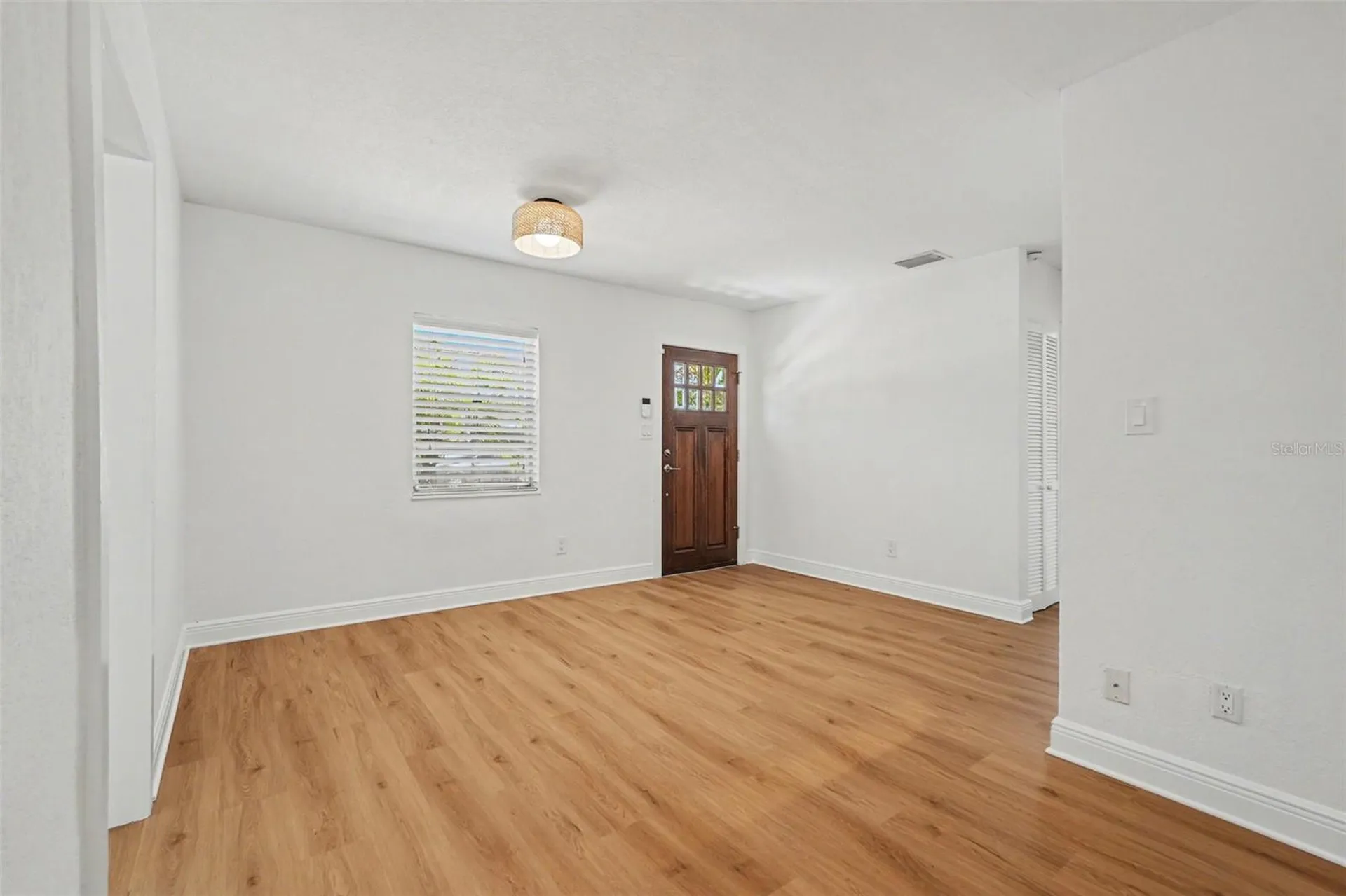 4704 W Lawn Avenue Tampa FL 33611