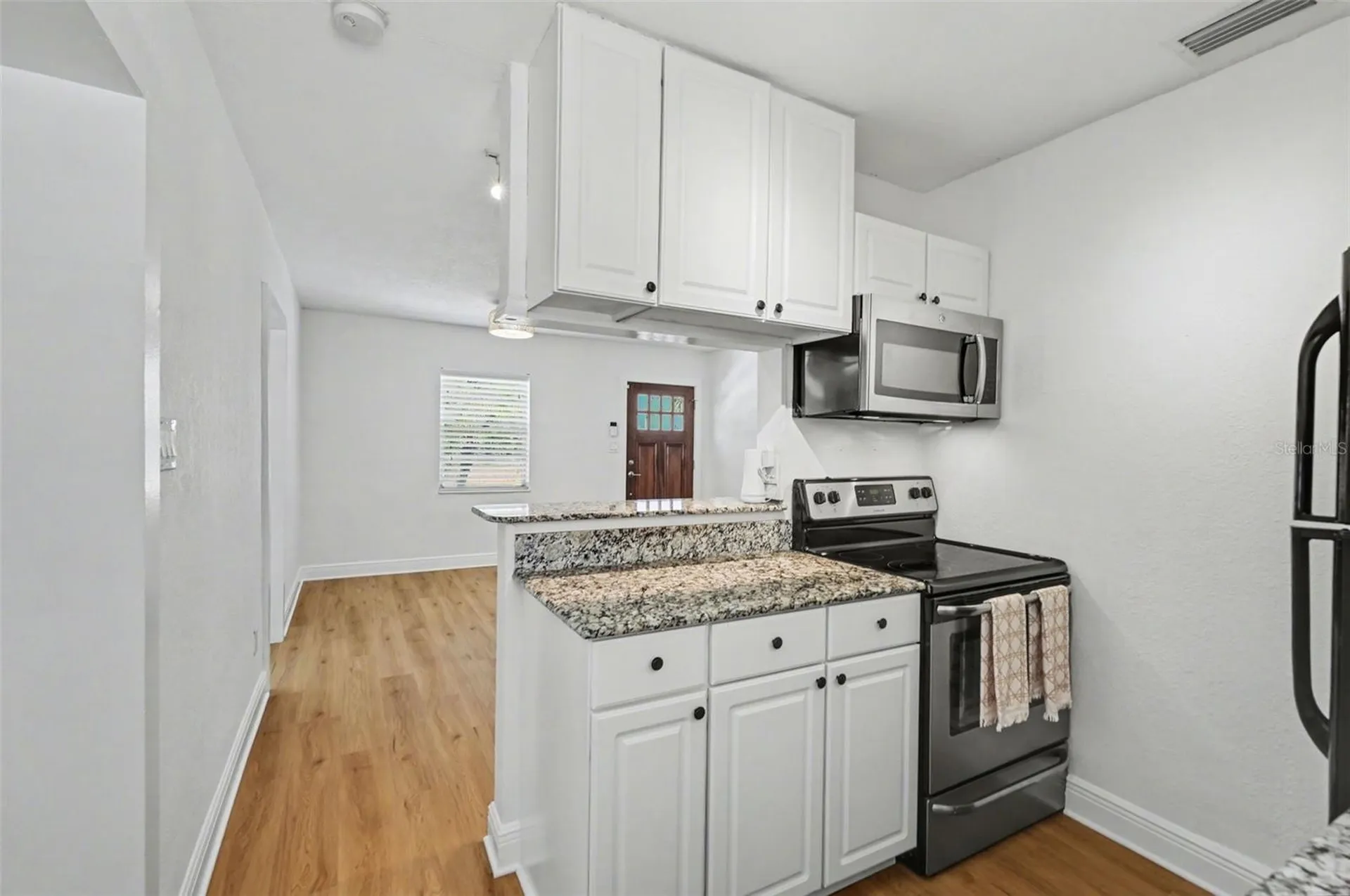 4704 W Lawn Avenue Tampa FL 33611