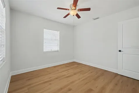 4704 W Lawn Avenue Tampa FL 33611