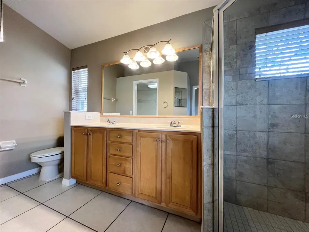 202 Woodbury Pines Circle Orlando FL 32828