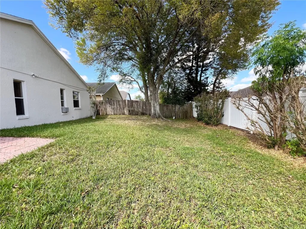 202 Woodbury Pines Circle Orlando FL 32828