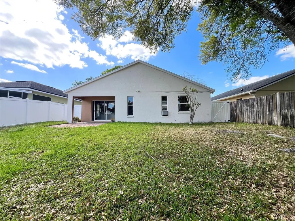 202 Woodbury Pines Circle Orlando FL 32828