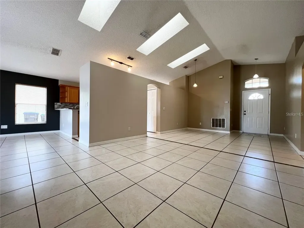 202 Woodbury Pines Circle Orlando FL 32828