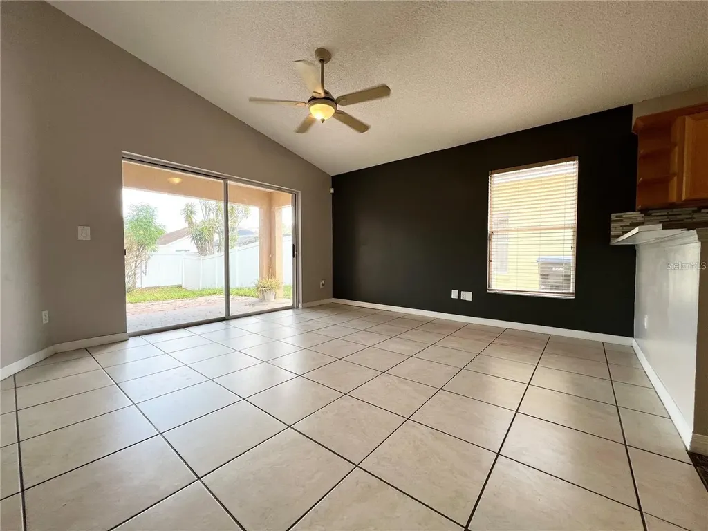 202 Woodbury Pines Circle Orlando FL 32828