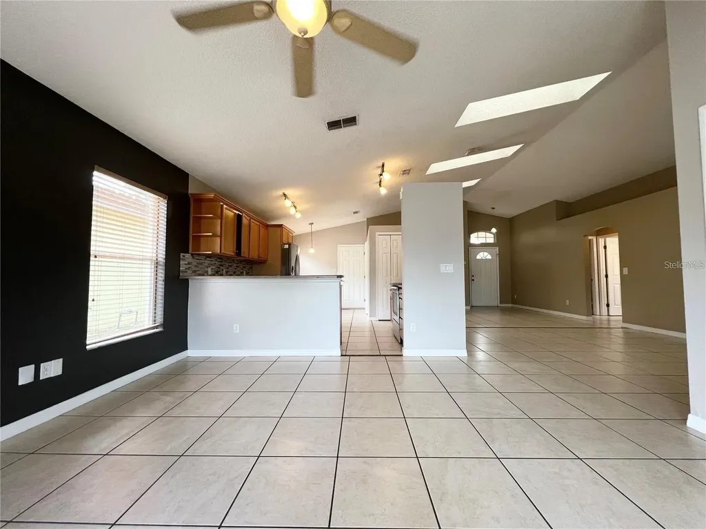 202 Woodbury Pines Circle Orlando FL 32828