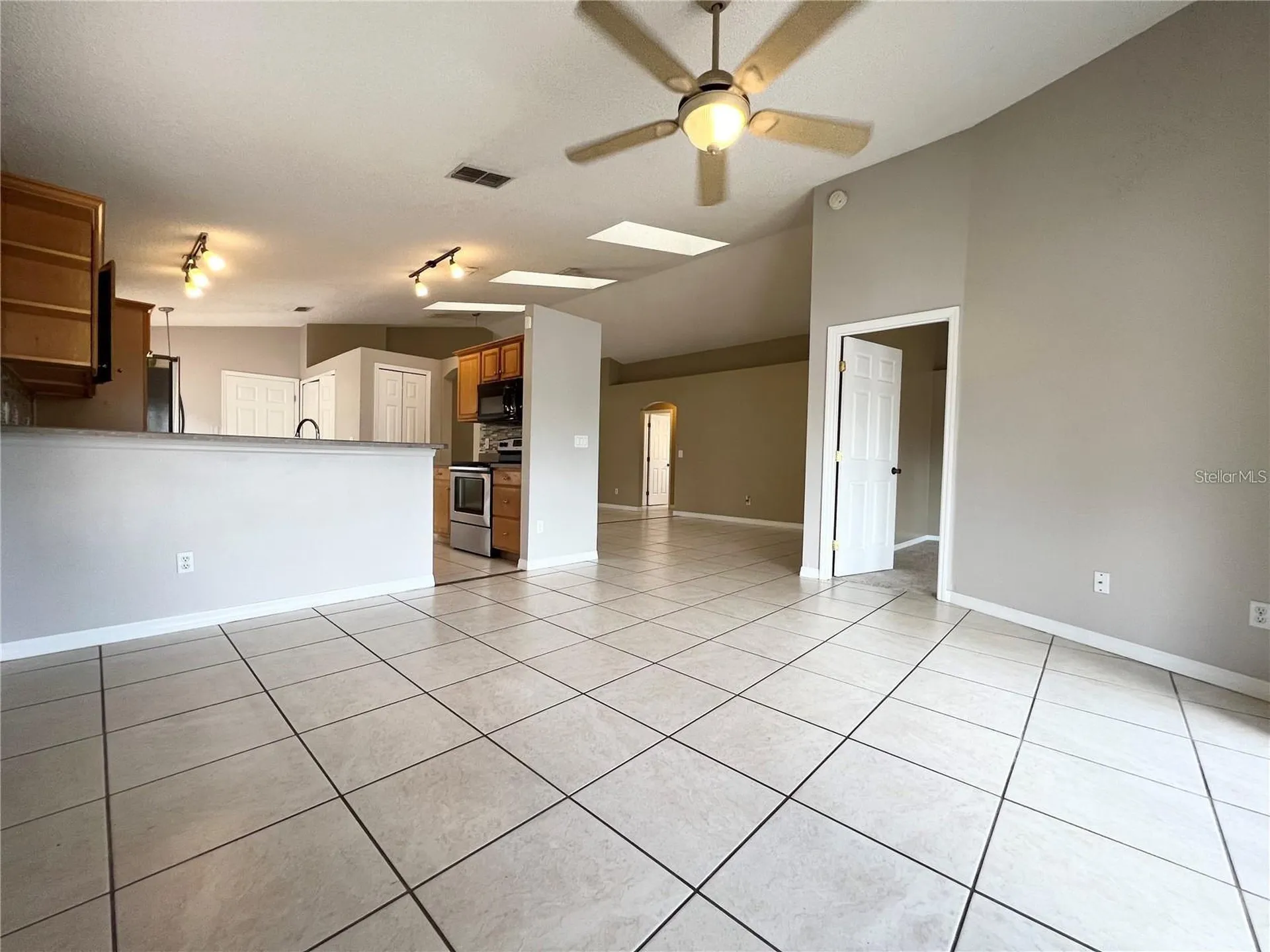 202 Woodbury Pines Circle Orlando FL 32828