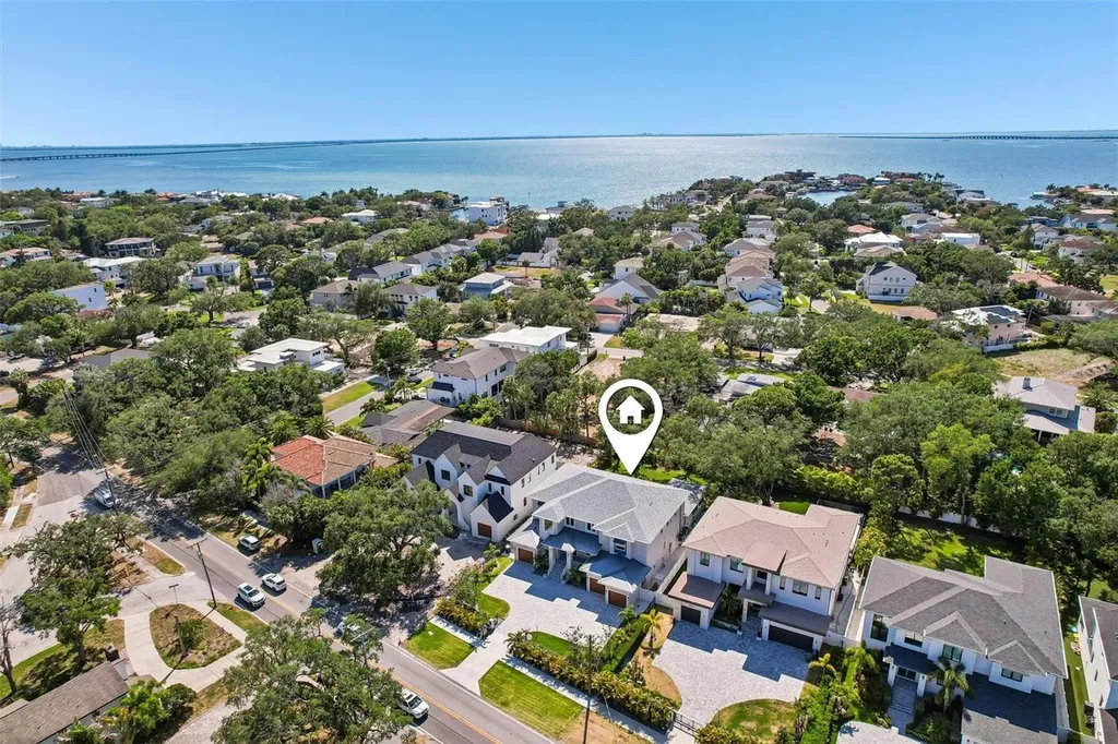 3013 S West Shore Boulevard Tampa FL 33629