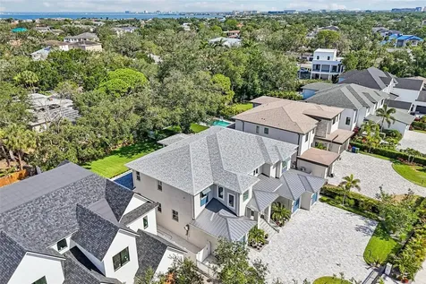 3013 S West Shore Boulevard Tampa FL 33629