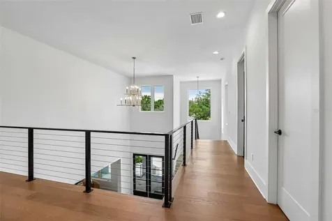 3013 S West Shore Boulevard Tampa FL 33629