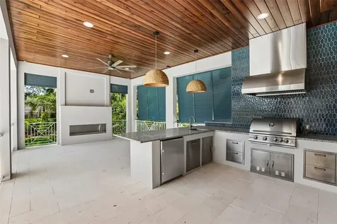 3013 S West Shore Boulevard Tampa FL 33629