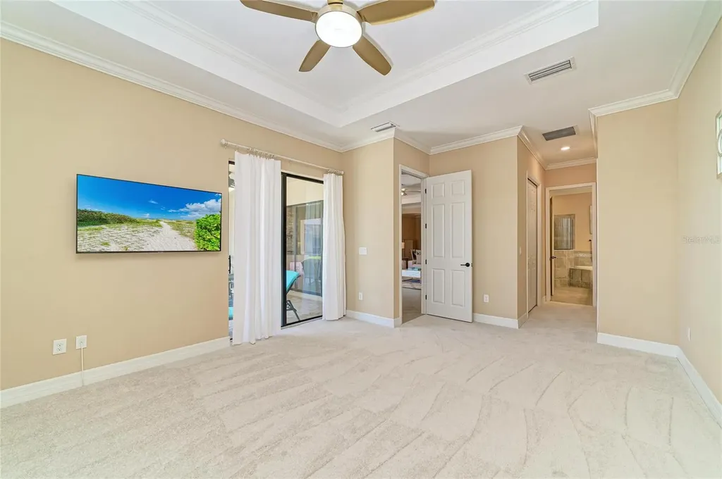 17456 Hickok Belt Loop Lakewood Ranch FL 34211