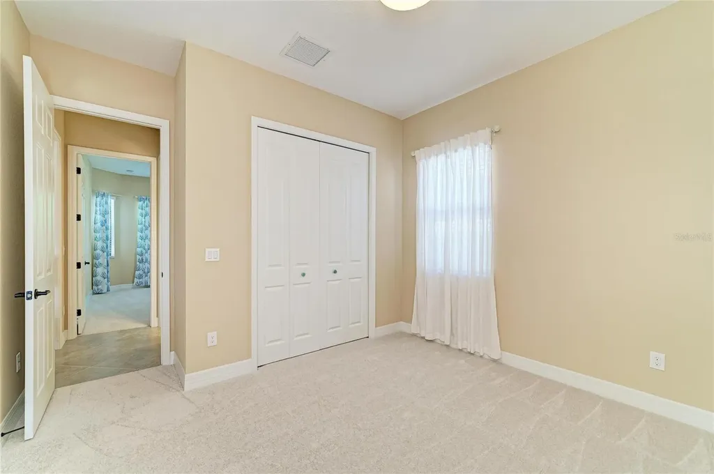 17456 Hickok Belt Loop Lakewood Ranch FL 34211