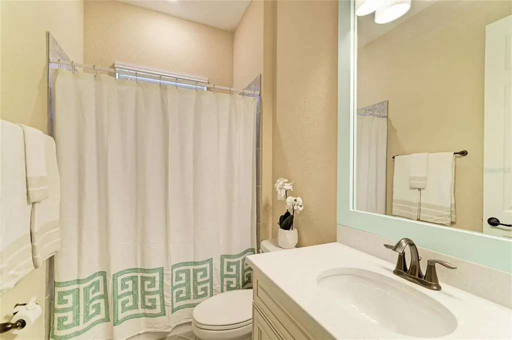 17456 Hickok Belt Loop Lakewood Ranch FL 34211