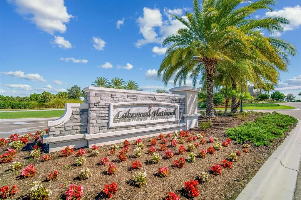 17456 Hickok Belt Loop Lakewood Ranch FL 34211