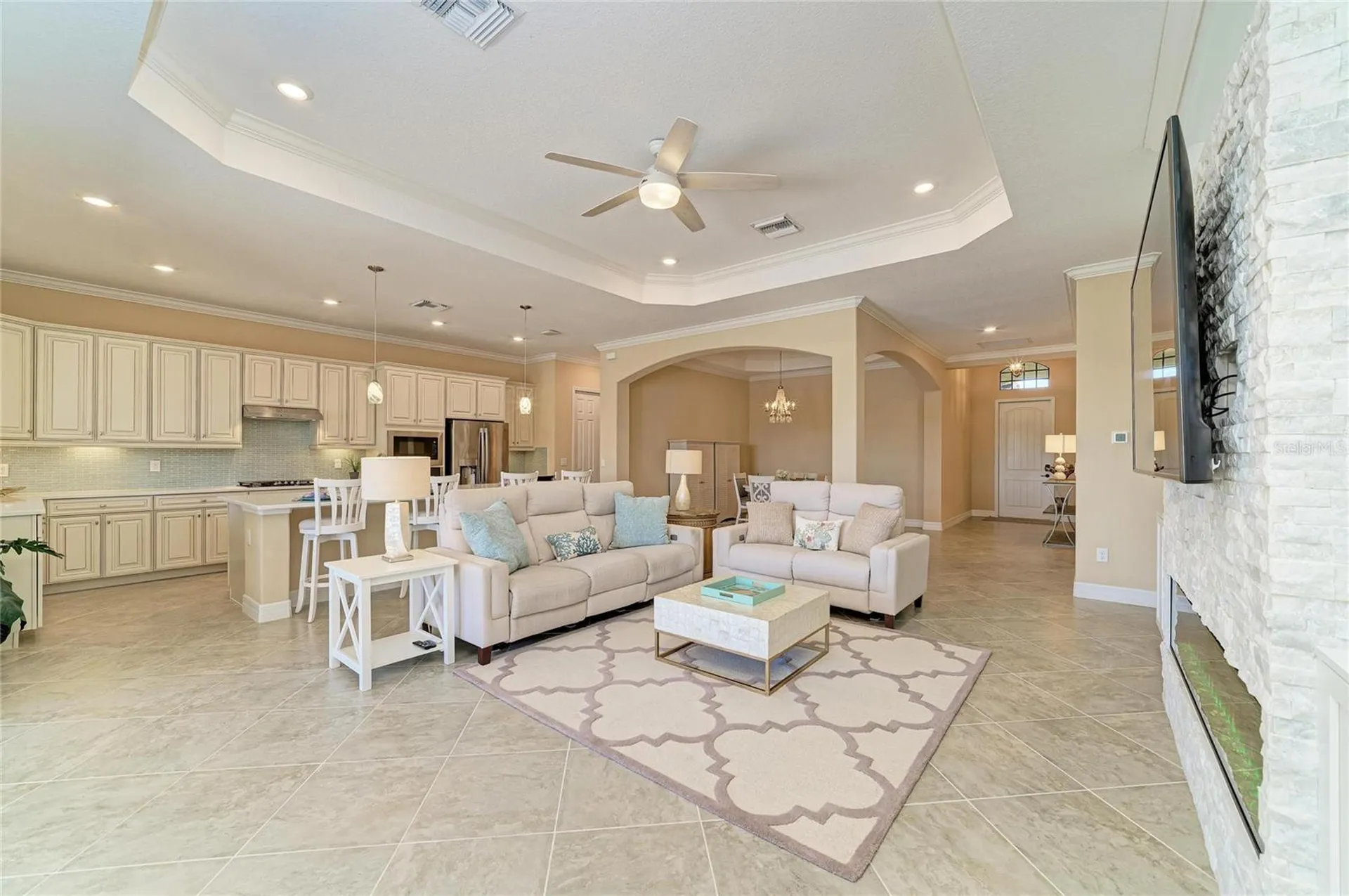 17456 Hickok Belt Loop Lakewood Ranch FL 34211