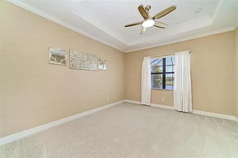 17456 Hickok Belt Loop Lakewood Ranch FL 34211