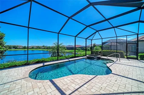 17456 Hickok Belt Loop Lakewood Ranch FL 34211