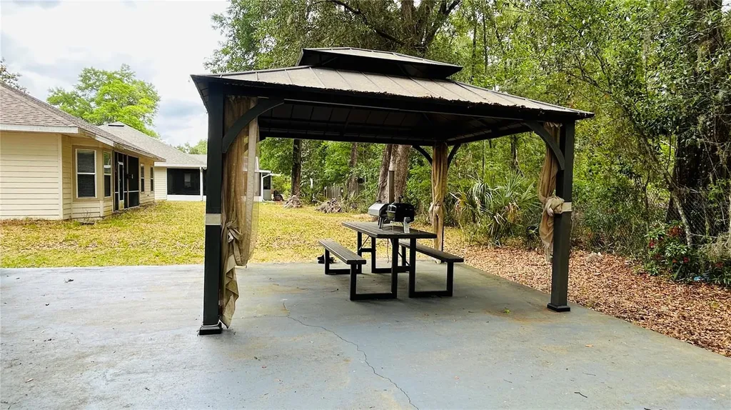 1885 SW 65th Drive Gainesville FL 32607