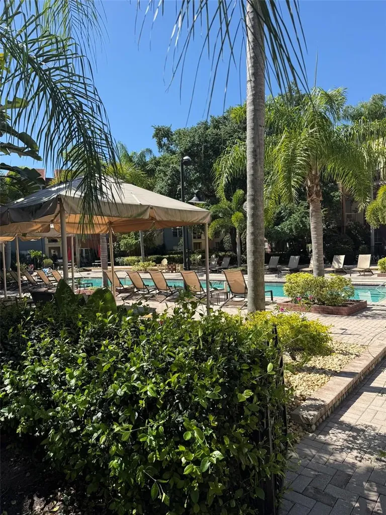 402 S Armenia Avenue Tampa FL 33609