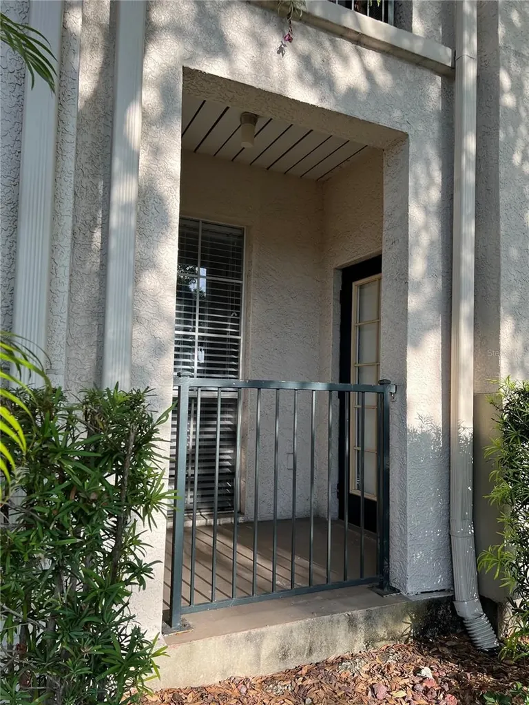 402 S Armenia Avenue Tampa FL 33609