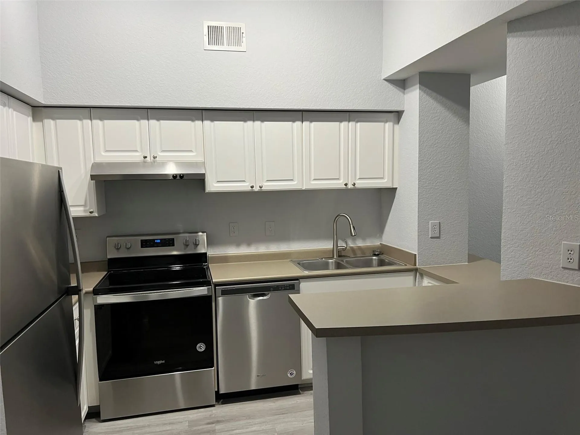 402 S Armenia Avenue Tampa FL 33609