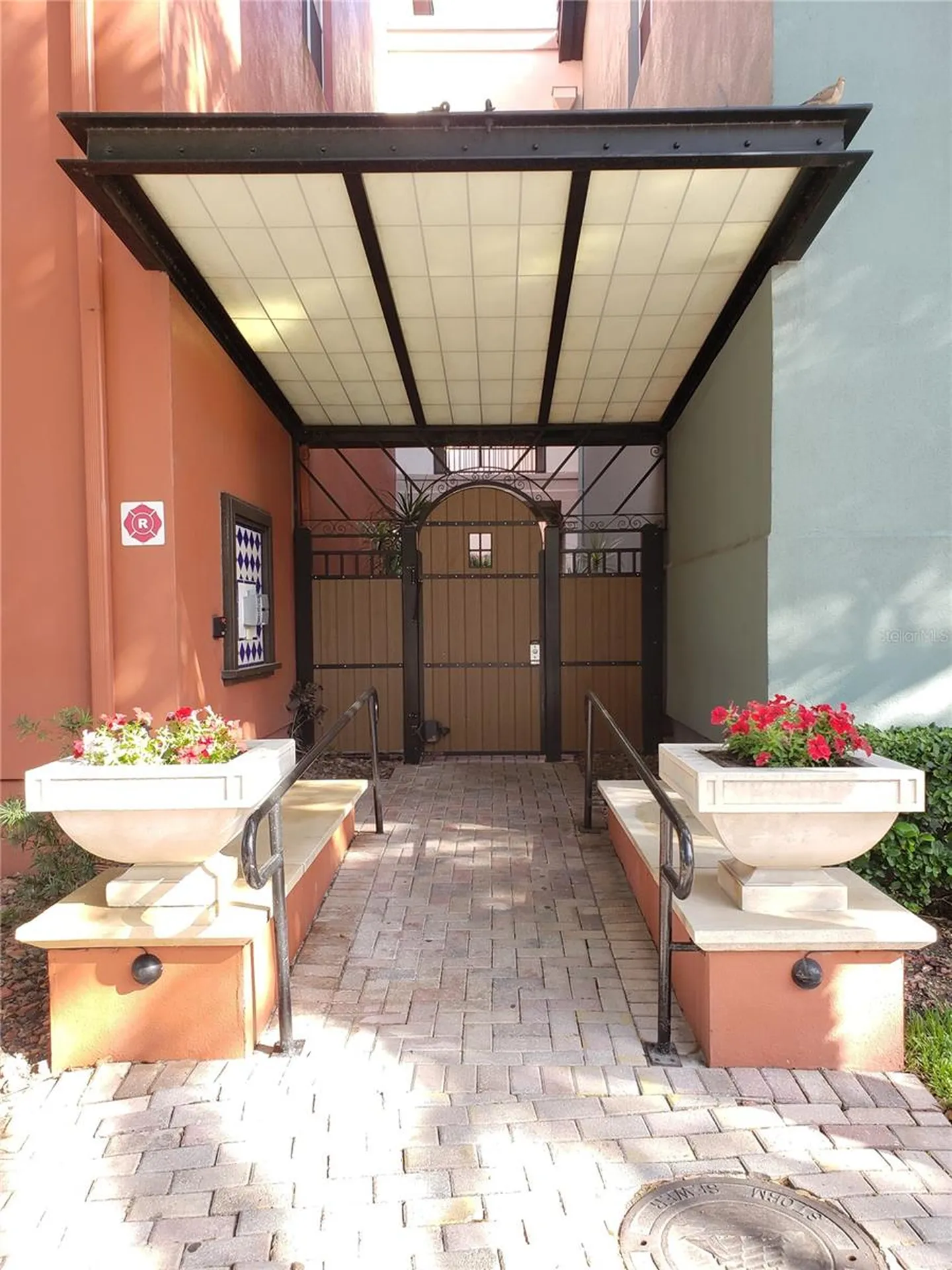 402 S Armenia Avenue Tampa FL 33609