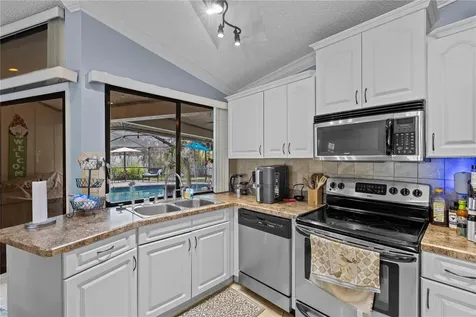 2315 Eagle Bluff Drive Valrico FL 33596